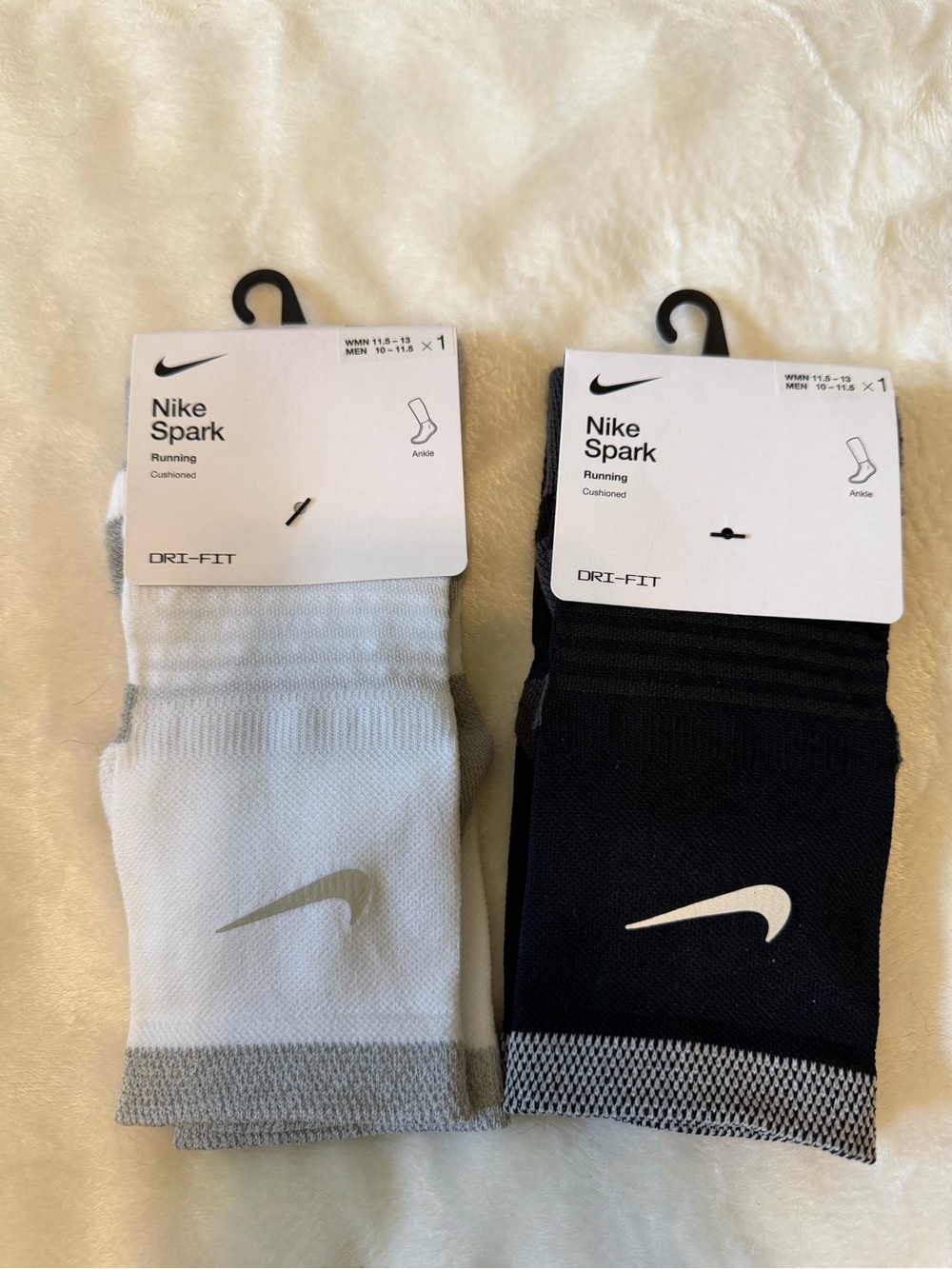 Nike Spark Dri-FIT Cushioned Ankle Socks - White & Black (2-Pack)